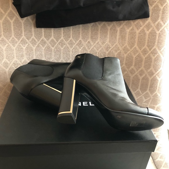 CHANEL Booties - Picture 3 of 8